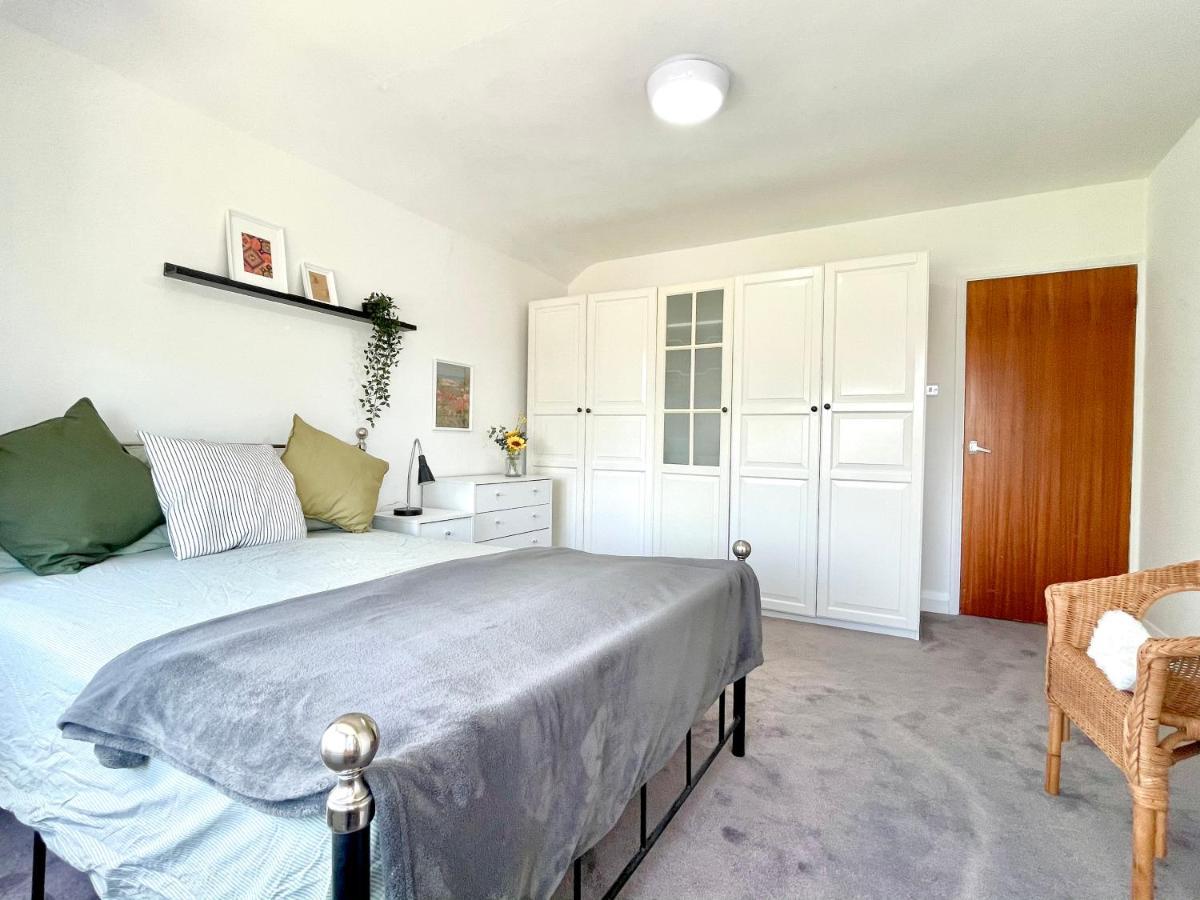 Appartement No2326 Tree-Hole à Northolt  Extérieur photo